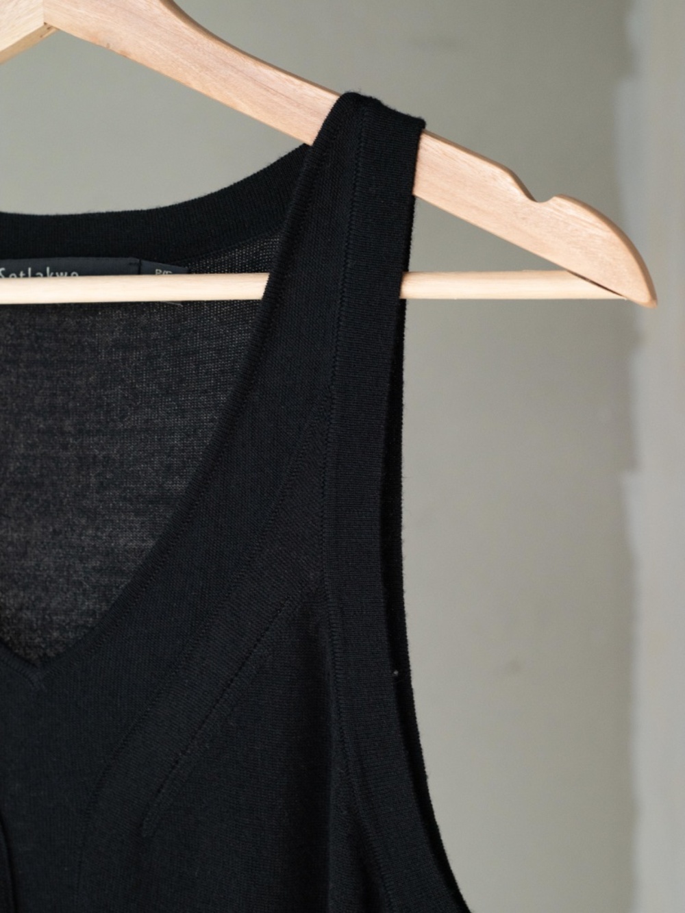Iris Setlakwe Basic Tank in Black - Picture 3 of 5